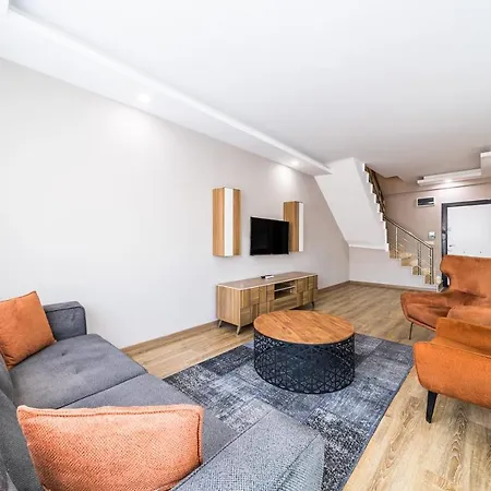 Central With Shared Pool In Muratpasa Apartment *